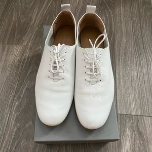 Gently Used Everlane The Leather Lace-Up Flat
